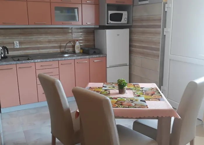 Andi Apartman