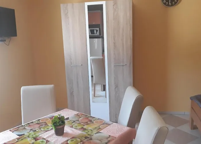 Andi Apartman